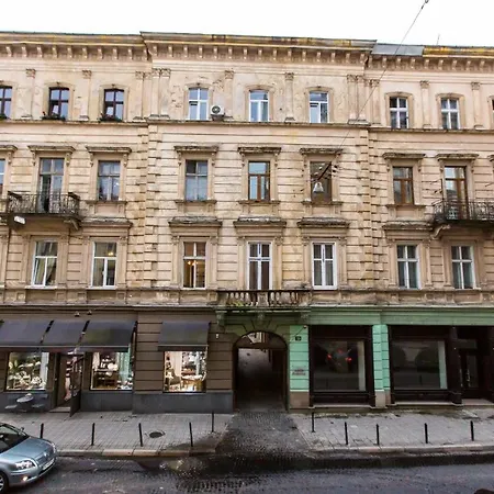 Miamo гнатюка 18 Apartment *