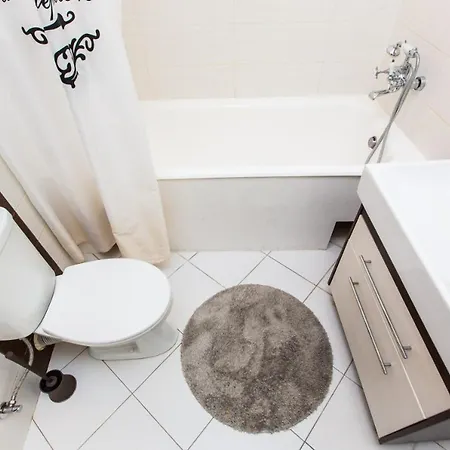 Miamo гнатюка 18 * Lviv