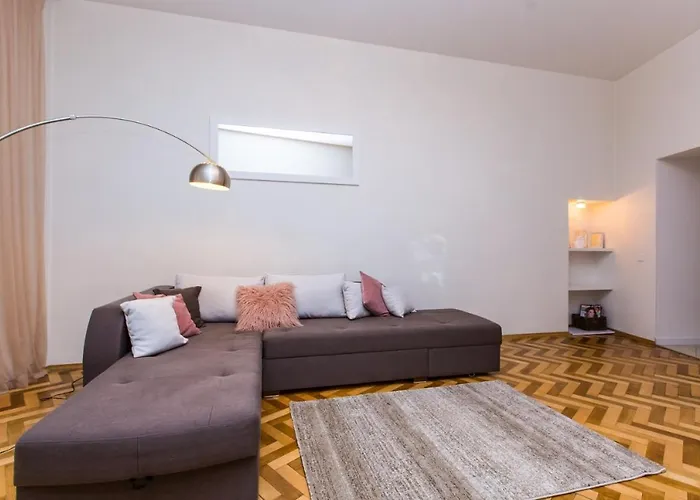 Appartement Miamo гнатюка 18