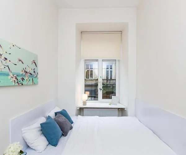 Miamo гнатюка 18 * Lviv