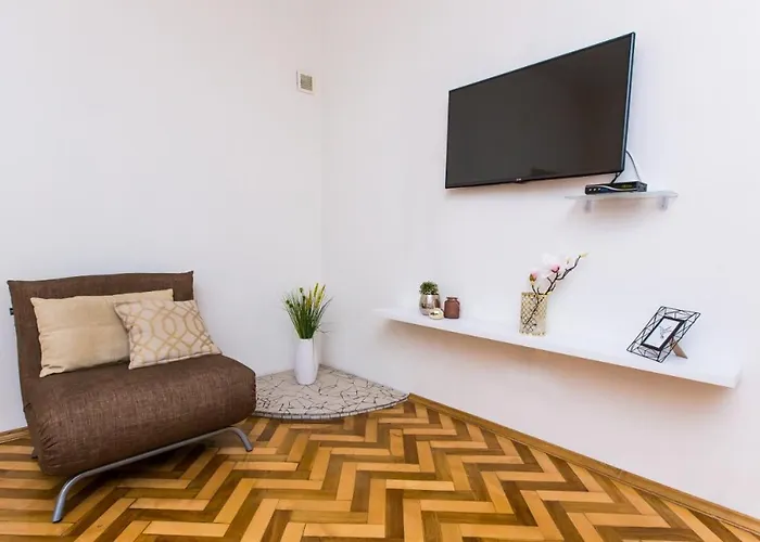 Miamo гнатюка 18 Appartement Lviv