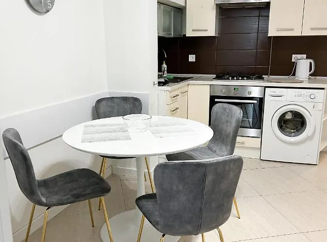 Miamo гнатюка 18 Appartement Lviv